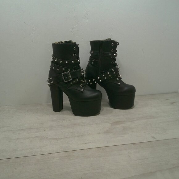 Demonia Torment-700 Black Platform Studded Goth Punk Grunge Ankle Boots Size 7 - Picture 10 of 13